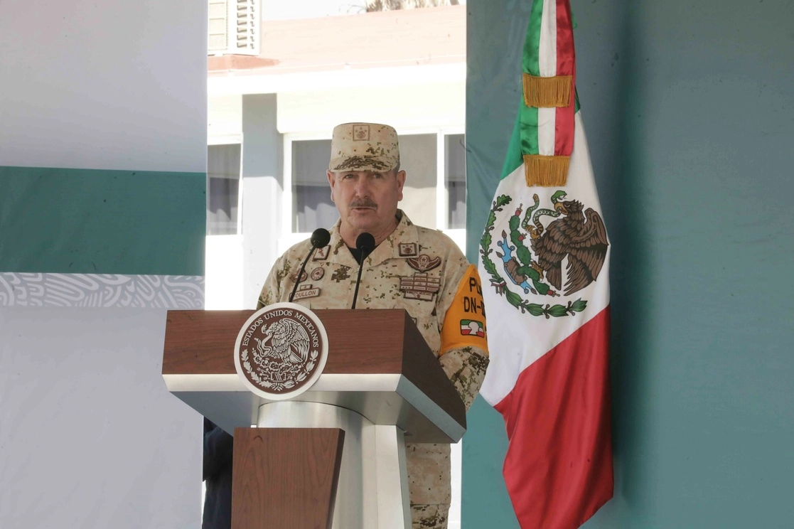 El subsecretario de la Defensa Nacional, André Georges Foullon Van Lissum, durante la inauguración de instalaciones de la Guardia Nacional en Tijuana, Baja California. Foto Presidencia