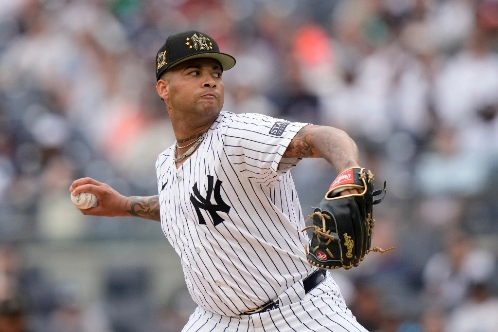 Una salida de 6,1 entradas con un hit fue el complemento perfecto por parte del dominicano Luis Gil (6-1), quien llegó a seis triunfos en la temporada y quedó a tres del venezolano Ranger Suárez. Foto Ap.