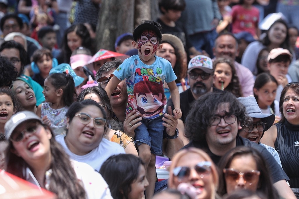 Luis Pescetti thrilled thousands who celebrated Children’s Day at Cenart