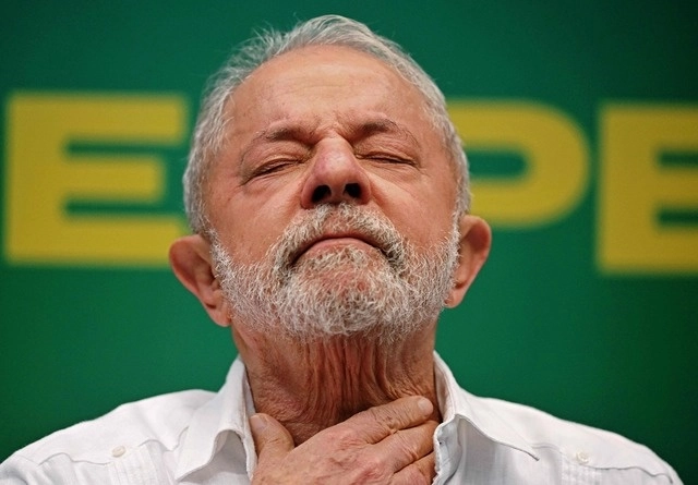 El presidente de Brasil, Luiz Inácio Lula da Silva, evoluciona positivamente de la neumonía que le fue diagnosticada la semana pasada, informó su equipo. Foto Afp/Archivo