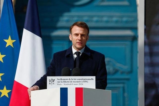 Emmanuel Macron, presidente de Francia, apoya una ley sobre muerte médicamente asistida. Foto Afp