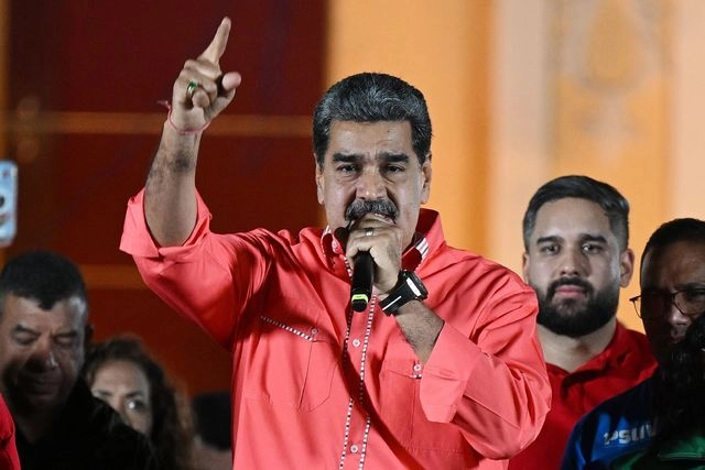 Maduro, afirmó que arrestaron a más de 70 personas por planes de terrorismo, quienes estarían vinculadas a la oposición y 'financiadas' por una presunta fundación de (Nayib) Bukele. Foto 