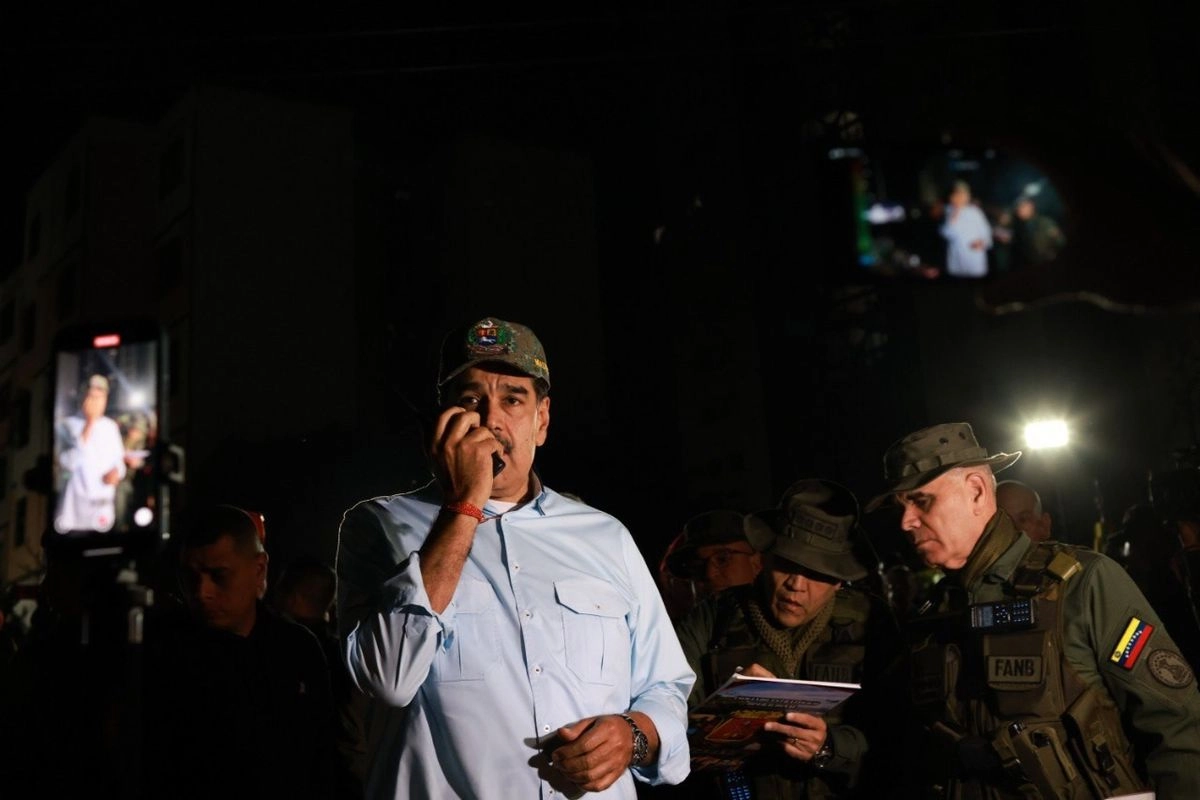 "En este momento, de todas las costas venezolanas, desde la frontera con Colombia, desde el Oriente del país, de norte a sur y de este a oeste, tenemos todo un equipamiento de tropas", dijo Maduro. Imagen del 11 de septiembre de 2025. Foto 