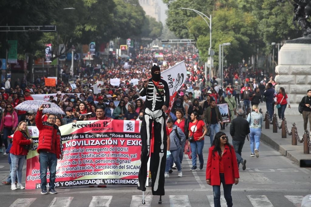 Imagen de la movilización de maestros realizada el martes pasado en la CDMX. Foto Yazmín Ortega Cortés  