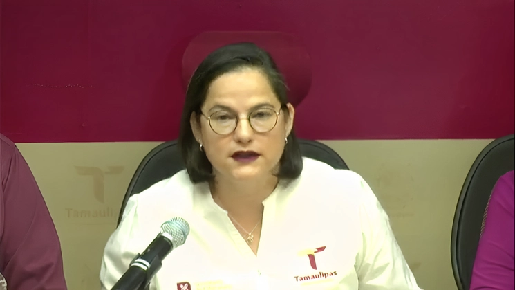 Cientos de maestros suspendieron actividades en los 43 municipios de Tamaulipas, en respaldo a Arnulfo Rodríguez Treviño, dirigente de la sección 30, pues exigen la destitución de la titular de la Secretaría de Educación, Lucía Aimé Castillo Pastor. En la imagen, conferencia de prensa de la funcionara, el 6 de septiembre de 2023. Imagen tomada de un video difundido a través de https://www.facebook.com/educacion.tamaulipas