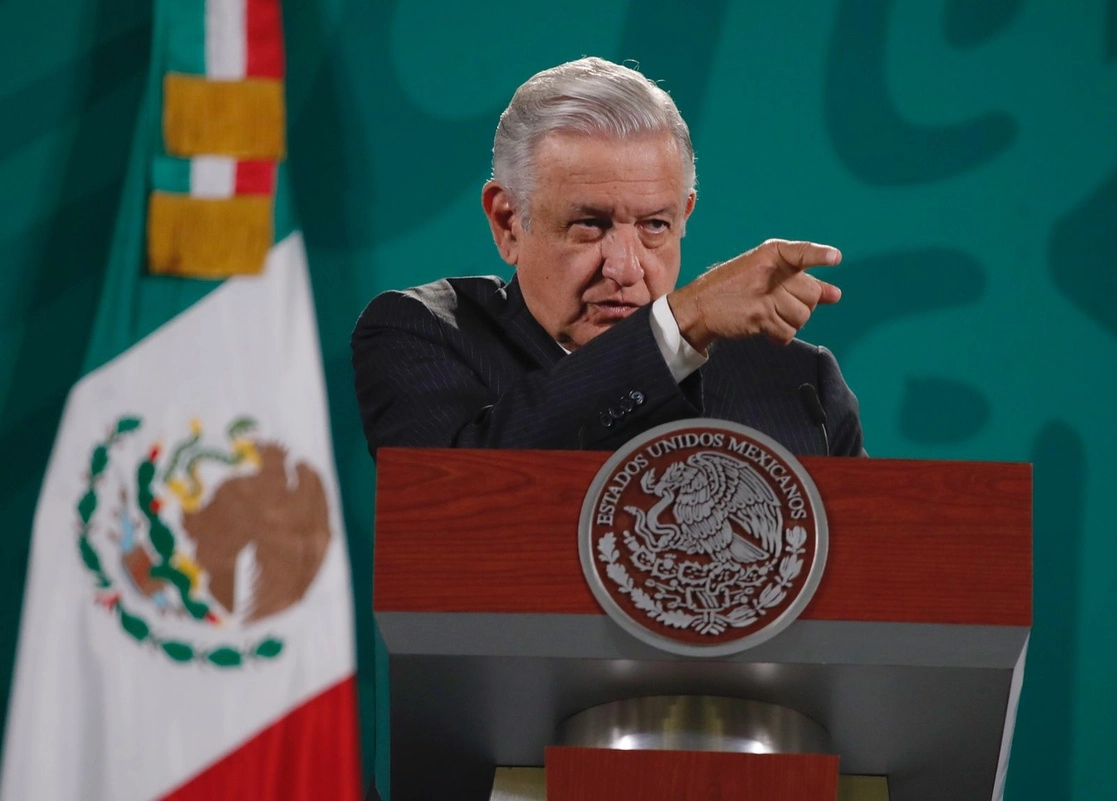 El presidente Andrés Manuel López Obrador durante la conferencia de prensa matutina de ayer en Palacio Nacional. Foto Cristina Rodríguez