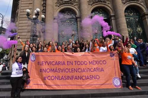 Maha Schekaiban, que demandó a su esposo por violencia vicaria y por haberla alejado de sus cinco hijos –entre 15 y 8 años de edad– pidió al juzgado que la vinculó a ella a proceso, que sean anuladas como pruebas acusatorias las periciales de los menores. Imagen de archivo. Foto 