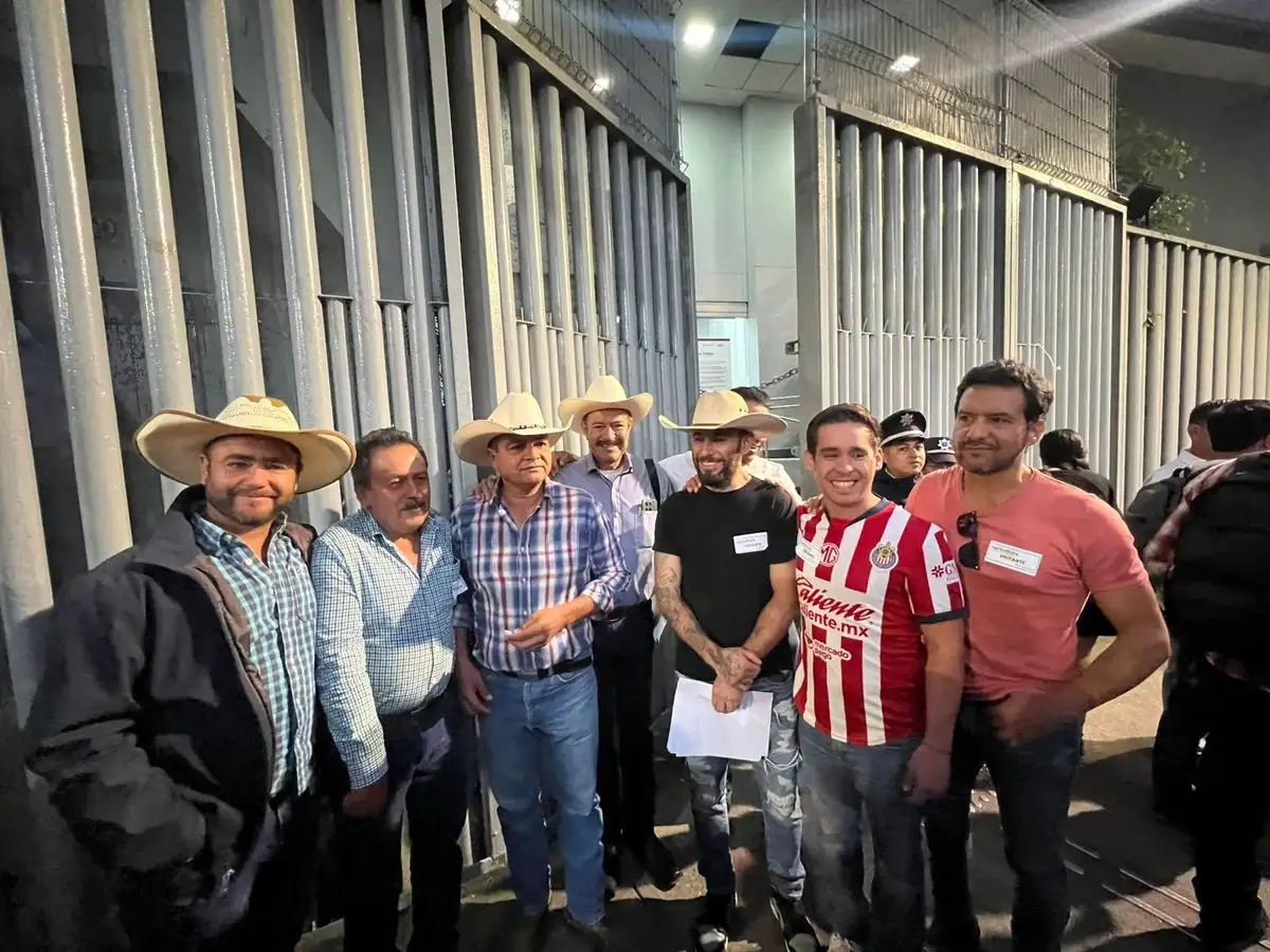 Representantes de productores de maíz de Jalisco, Guanajuato y Michoacán firmaron una minuta con autoridades de la Secretaría de Agricultura y Desarrollo Social (Sader) para garantizar la entrega de apoyos para este grano. Foto