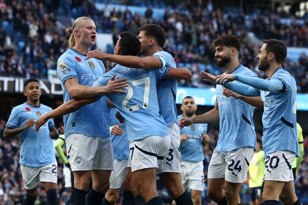 Erling Haaland del Manchester City puso fin a racha de tres partido sin anotar en la Liga Premier. Foto Ap