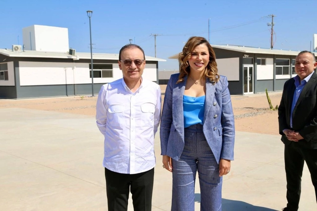Alfonso Durazo, gobernador de Sonora y Marina del Pilar Olmeda, mandataria del estado de Baja California. Foto Tomada de X @AlfonsoDurazo