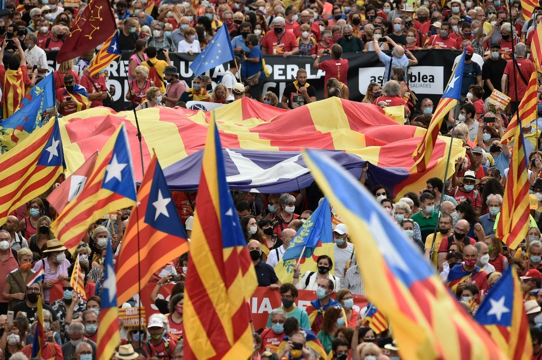 Manifestación con motivo de la "Diada", día nacional de Cataluña, en Barcelona el 11 de septiembre de 2021. Foto Afp
