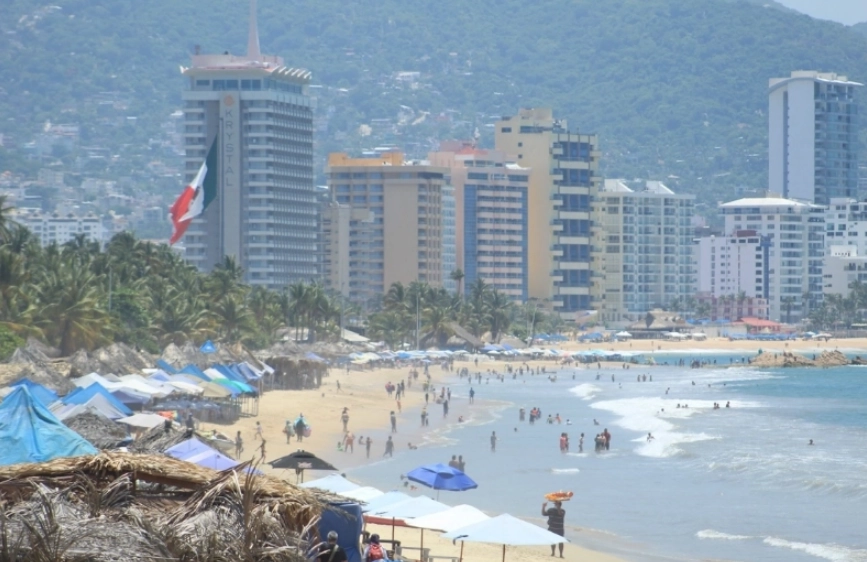 Panorámica de playa Hornos, en Acapulco, Guerrero. 
