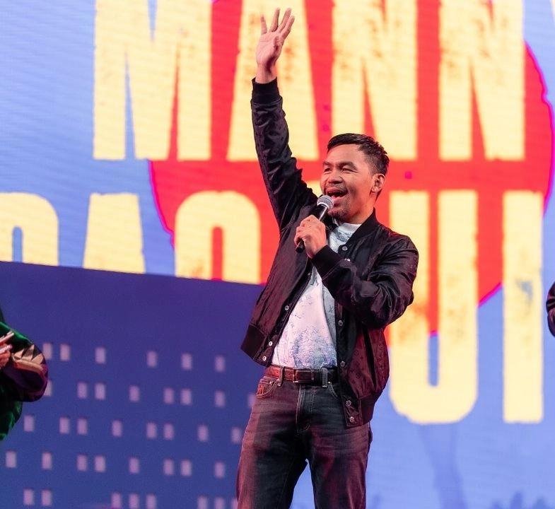 No quedó claro si la pelea en un escenario de Las Vegas por decidir será algo único o si Pacquiao, de 46 años, saldrá de un retiro de cuatro años para boxear a tiempo completo. A una consulta en procura de aclaraciones, su portavoz Joey Hernal dijo que los medios tendrán que aguardar por una conferencia de prensa de Pacquiao. Foto 