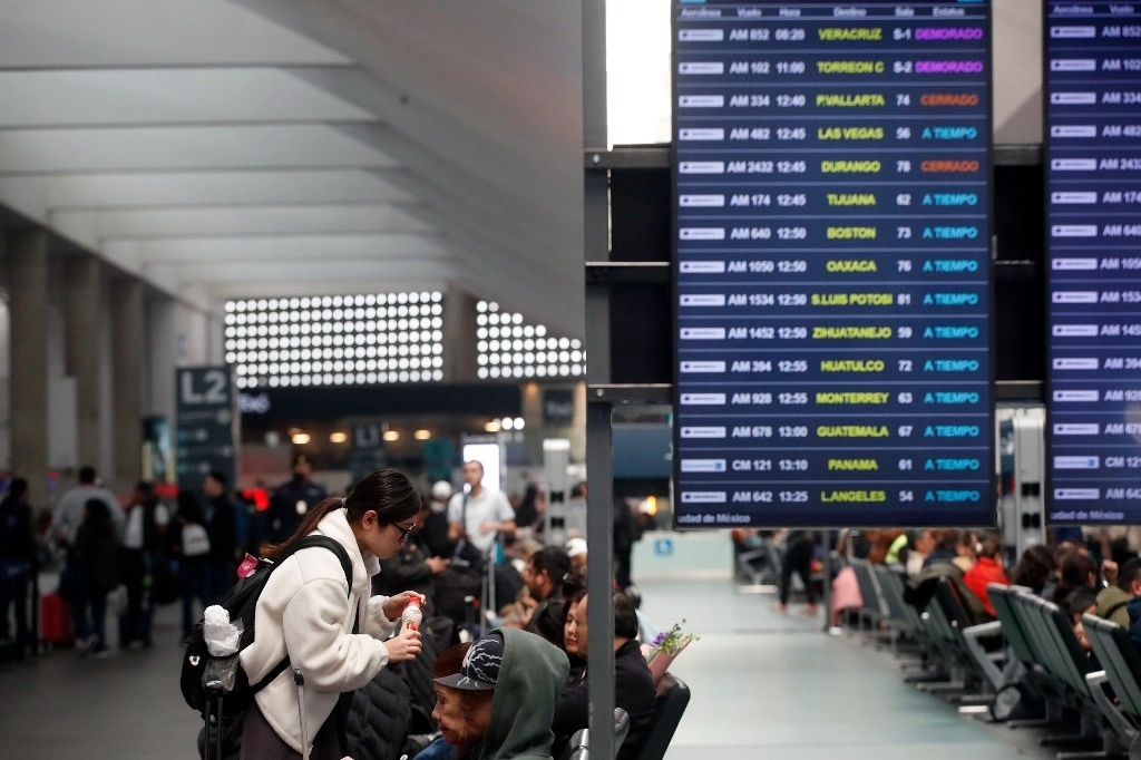 El Aeropuerto Internacional "Quetzalcóatl" de Nuevo Laredo ha registrado una ocupación de entre 80 y 100% de su capacidad en estas fechas. Foto La Jornada