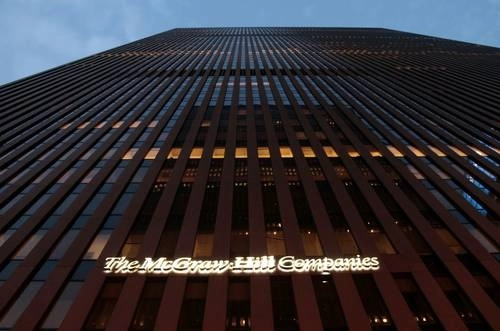 Edificio de McGraw-Hill Companies, matriz de la agencia calificadora Standard & Poor’s. Foto Ap
