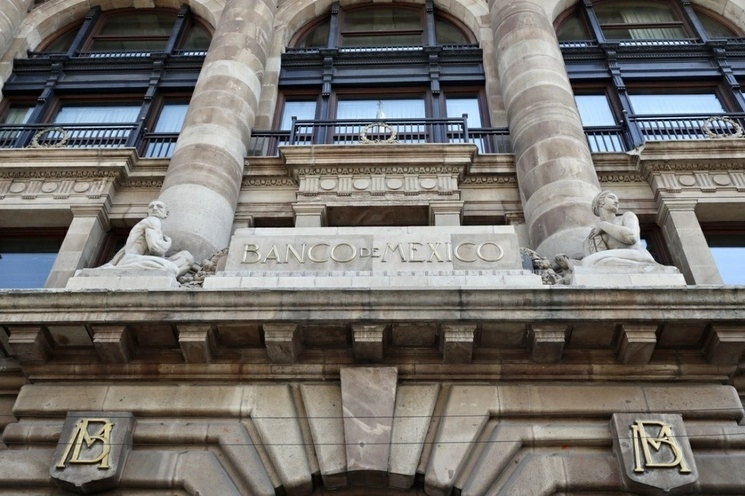 Edificio del Banco de México en la capital del país. Foto Roberto García Ortiz / Archivo
