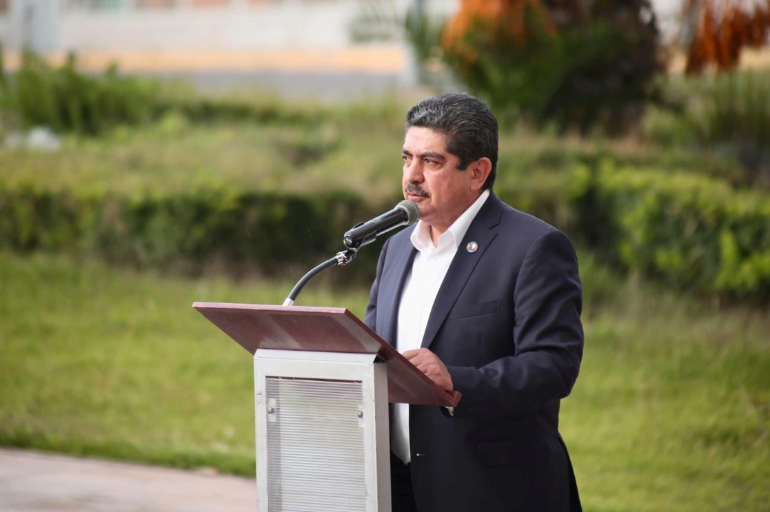 Manuel Espino Barrientos, titular del Servicio de Protección Federal, pidió licencia a su cargo para buscar la candidatura a gobernador de Durango, por Morena. Foto tomada de la cuenta de Facebook @ManuelEspino