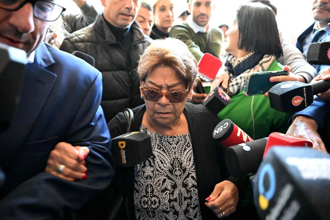 Ana María Maradona, hermana del legendario futbolista, a su llegada a la corte en San Isidro, el 3 de abril de 2025. Foto 
