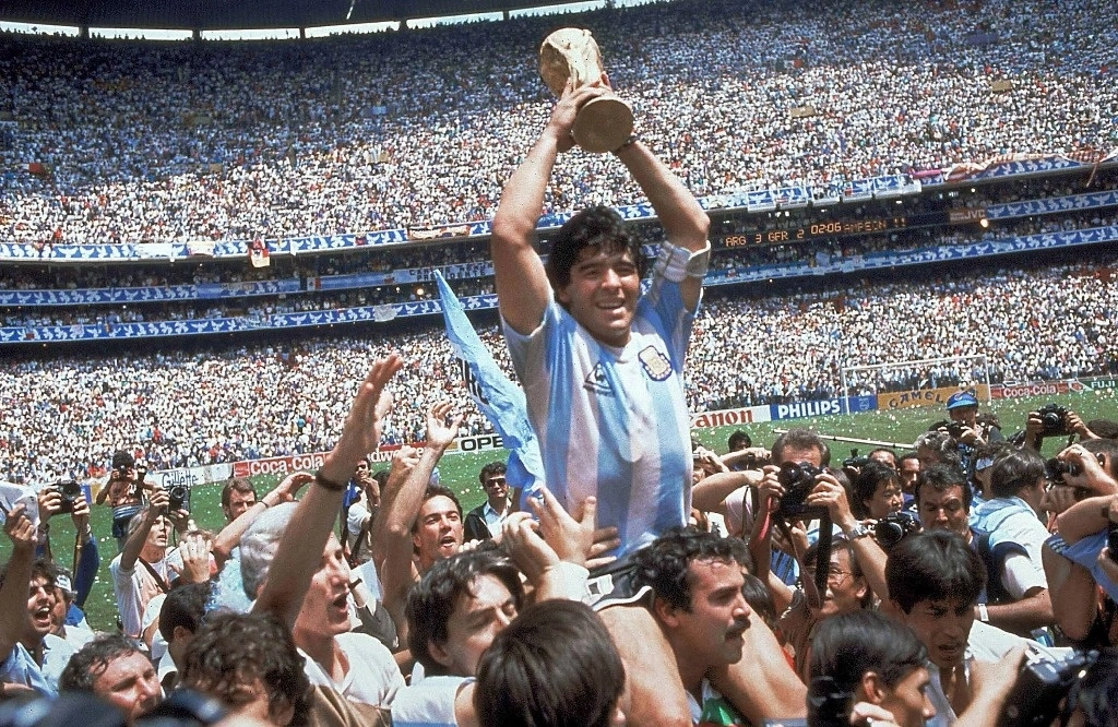 Diego Maradona tras ganar la Copa del Mundo en México 86. Foto Ap/Archivo