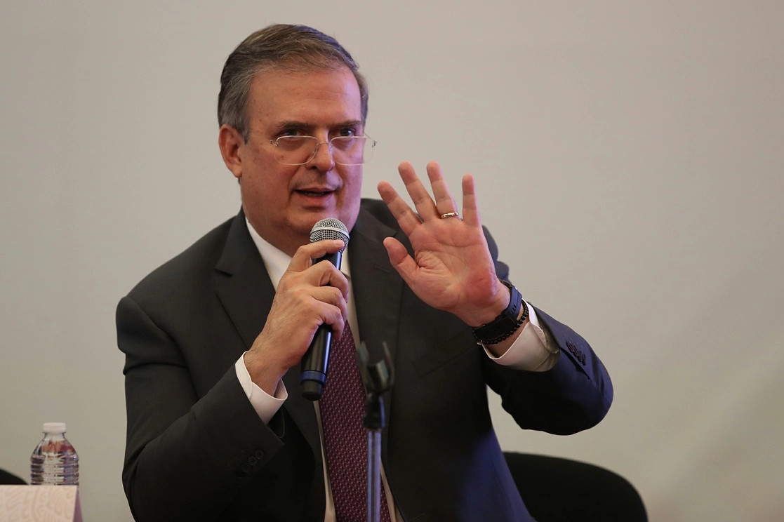 Marcelo Ebrard Casaubon, informó este lunes que dio positivo a Covid-19. Foto José Antonio López/Archivo