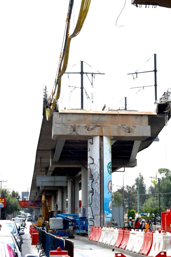 Zona del accidente de la Línea 12. Foto Roberto García
