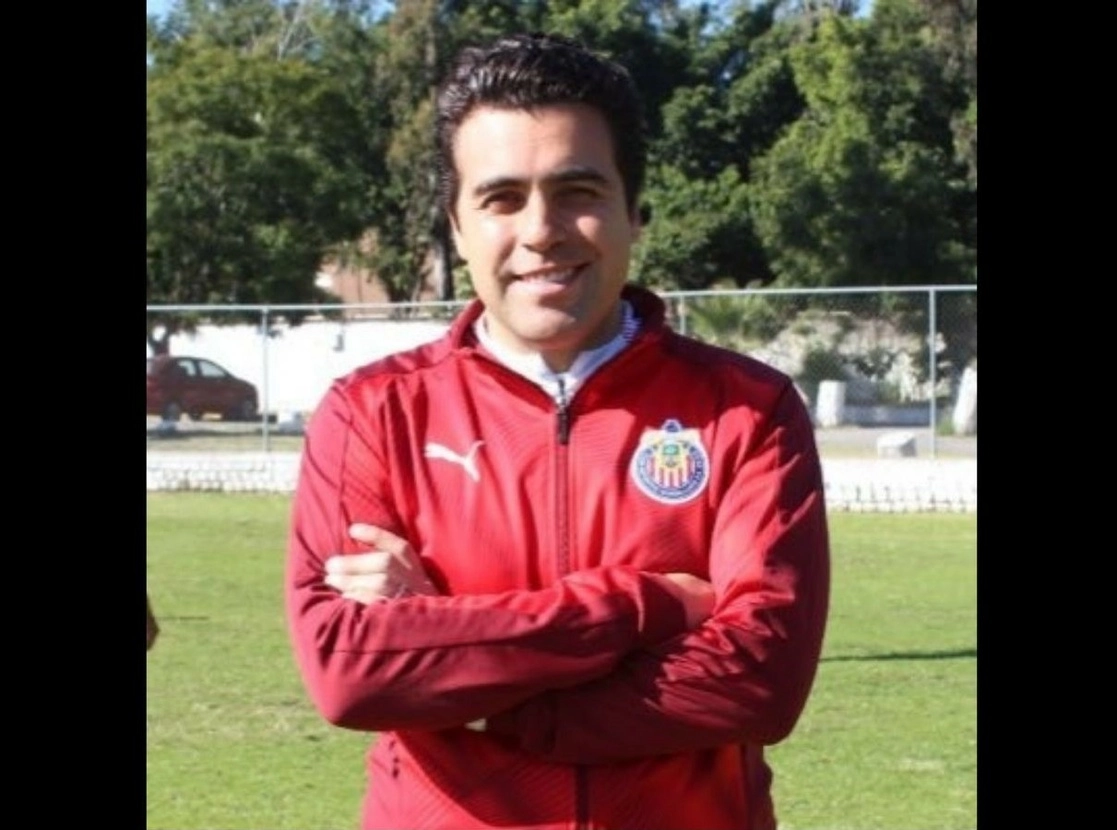 Marcelo Michel Leaño asumirá un interinato en el timón rojiblanco, rumbo a la semana del clásico nacional ante el América. Foto tomada del Twitter de @mmichelleano / Archivo
