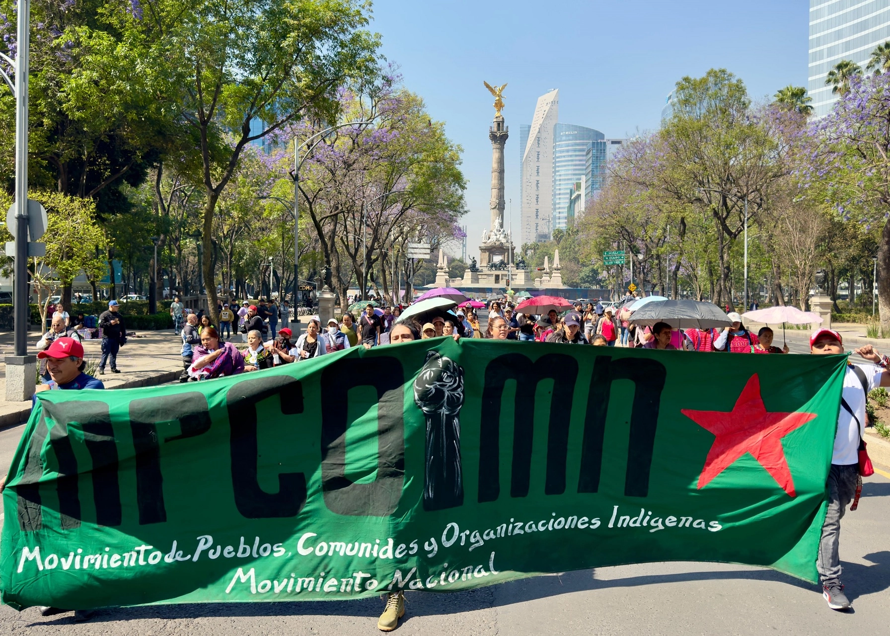“Los artesanos luego han sido copiados o desplazados por las empresas internacionales que se roban los diseños y la tradición”. Foto 