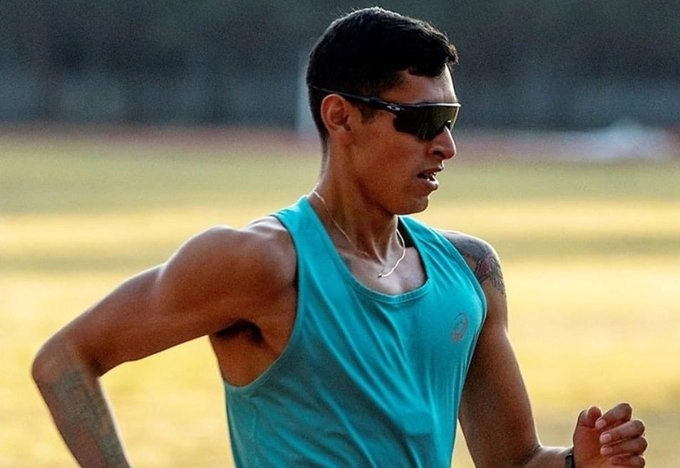 El marchista Noel Chama se clasificó a los JO de París 2024 al quedar en segundo lugar del World Race Walking, realizado en Dublín, Irlanda. Foto Tomada de X @CONADE