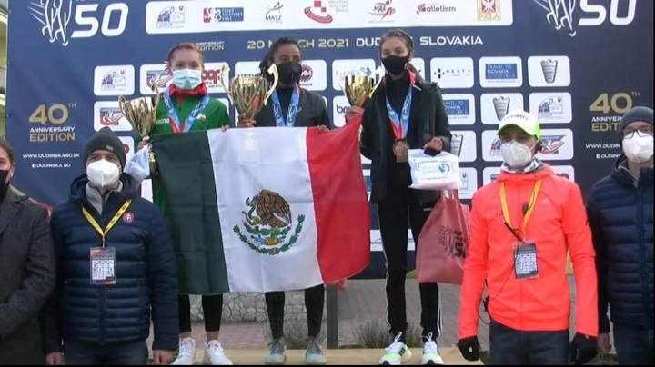 Gran actuación dieron los marchistas mexicanos al ganar medallas y conseguir las marcas de clasificación a los Juegos Olímpicos de Tokio en las pruebas de 20 y 50 kilómetros en Dudine, Eslovaquia. Foto Twitter @COM_Mexico