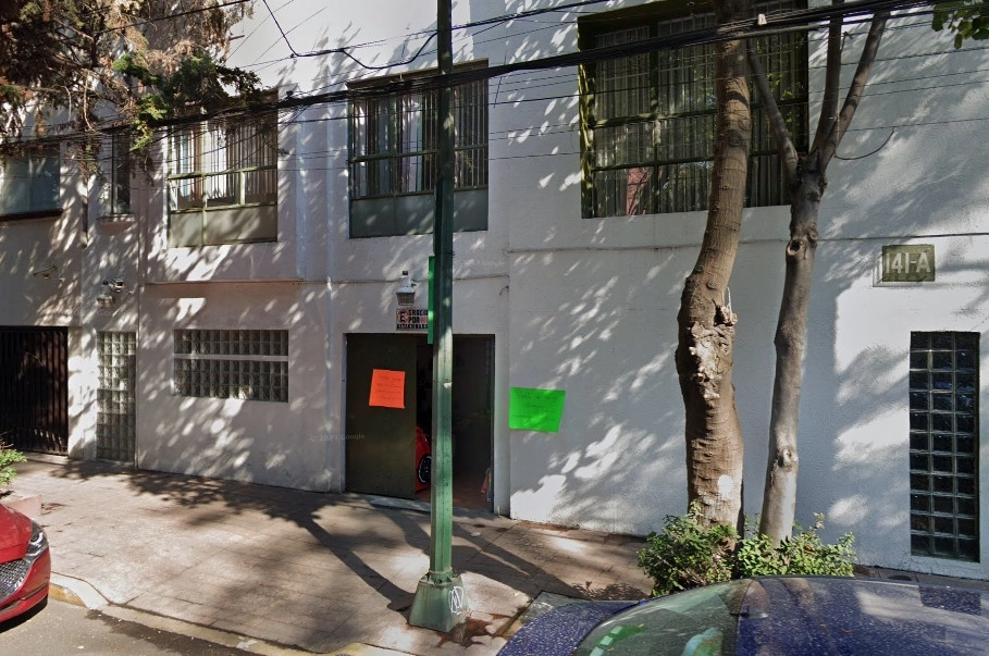 La especialista y maestra María Paz Berruecos ha dedicado su vida a quienes tienen problemas de lenguaje y nos hace partícipes de sus logros con el Instituto Mexicano de la Audición y el Lenguaje. Imagen tomada de Google Maps