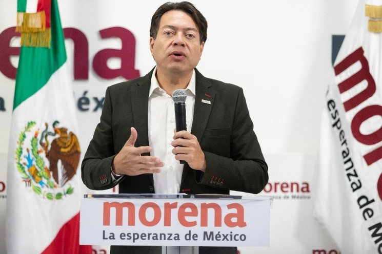 El teléfono celular del presidente nacional de Morena, Mario Delgado, fue “intervenido” para hacer llamadas en su nombre, aseguró el propio morenista en sus redes sociales. Foto Pablo Ramos / Archivo 