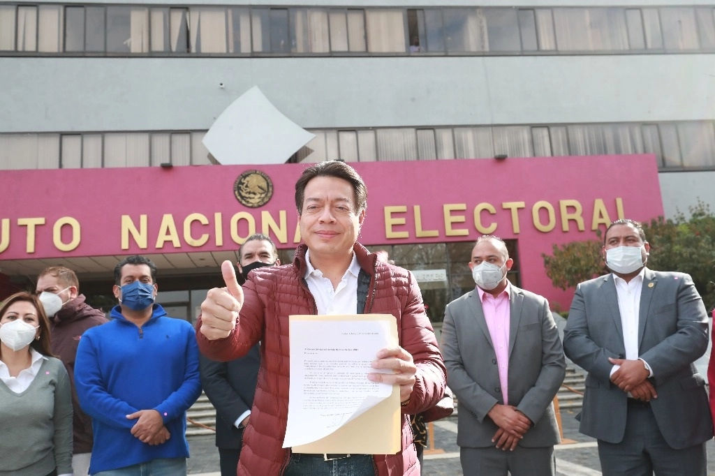 Mario Delgado será el presidente de Morena, según los resultados de la tercera encuesta que mandó realizar el INE. Foto Luis Castillo / Archivo