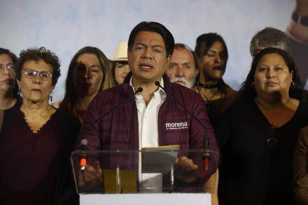 Mario Delgado en conferencia de prensa este domingo. Foto Yazmín Ortega