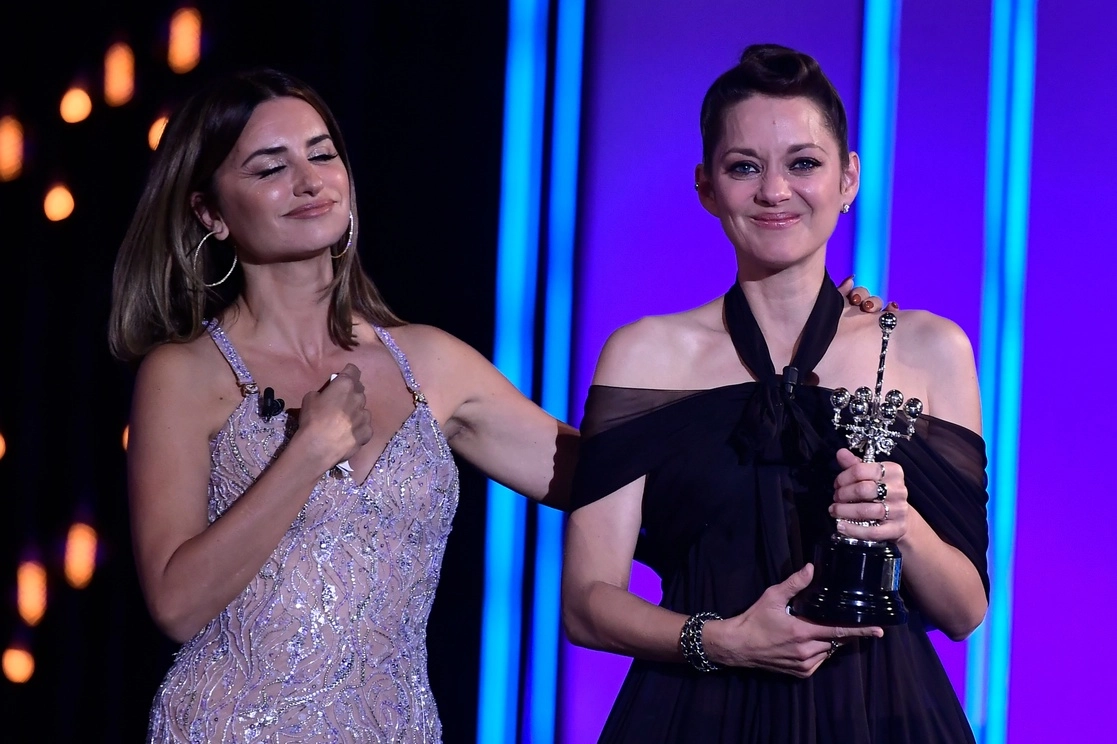El Festival de San Sebastián justificó su galardón Donostia a Cotillard porque "ha brillado con intensidad en producciones europeas y estadounidenses". Foto Ap 