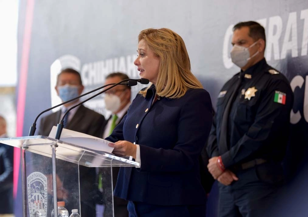 La gobernadora de Chihuahua, María Eugenia Campos Galván, consideró muy grave el caso de los llamados ‘expedientes x’. Foto Jesús Estrada