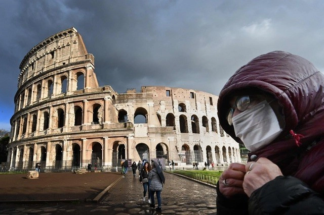 Italia sigue siendo el país más afectado con 97 decesos más por coronavirus en las últimas 24 horas. Foto Afp 