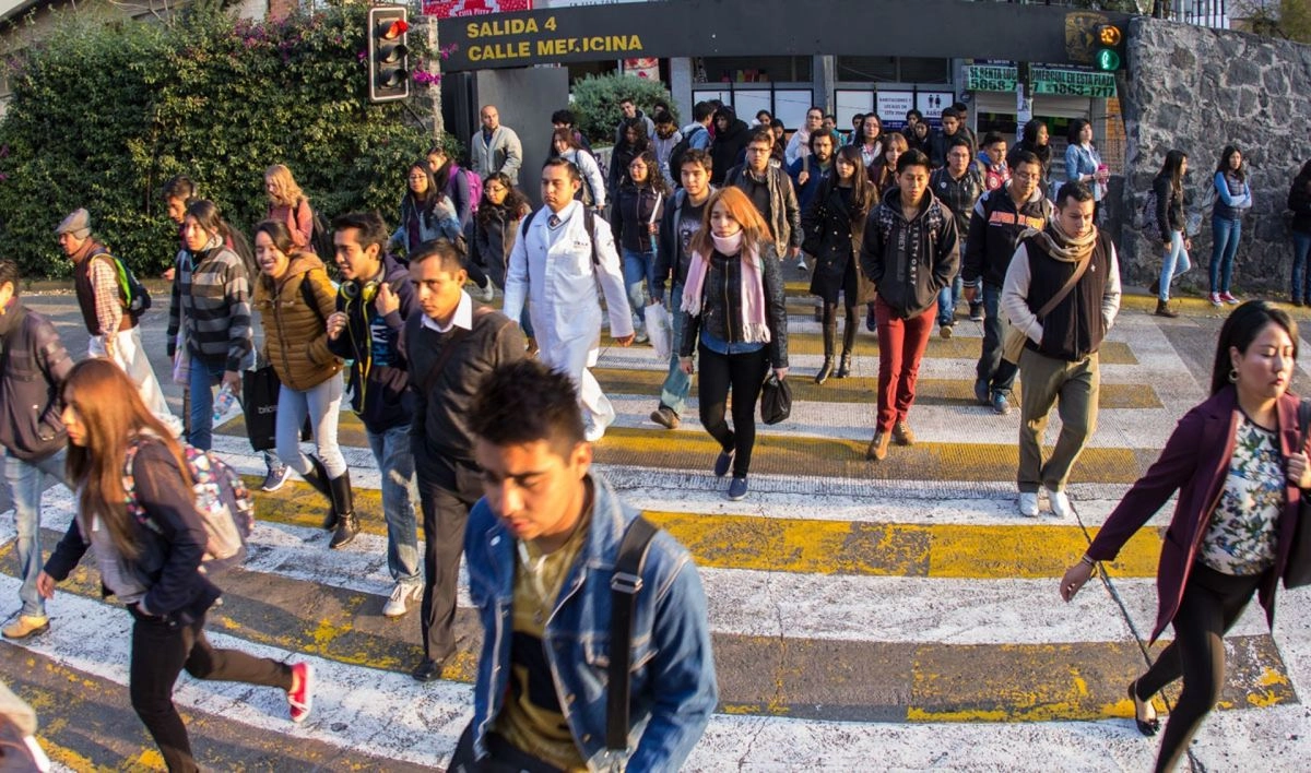 Este 11 de agosto iniciará el ciclo escolar con más de 373 mil alumnos desde iniciación universitaria hasta el nivel de posgrado, matrícula que aumentó 52% con relación a la que había en el año 2000.