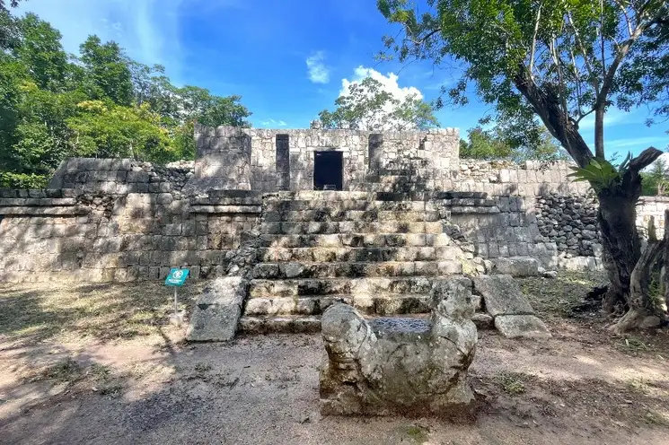 Más turismo en Chichén Itzá