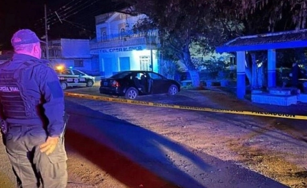 Un grupo de personas, llegaron al lugar de la convivencia, por lo que varios de los asistentes que se encontraban en el evento les pidieron que se retiraran y ante ello se retiraron, pero posteriormente regresaron acompañados de otro grupo de personas que portaban armas de fuego. Foto Cuartoscuro