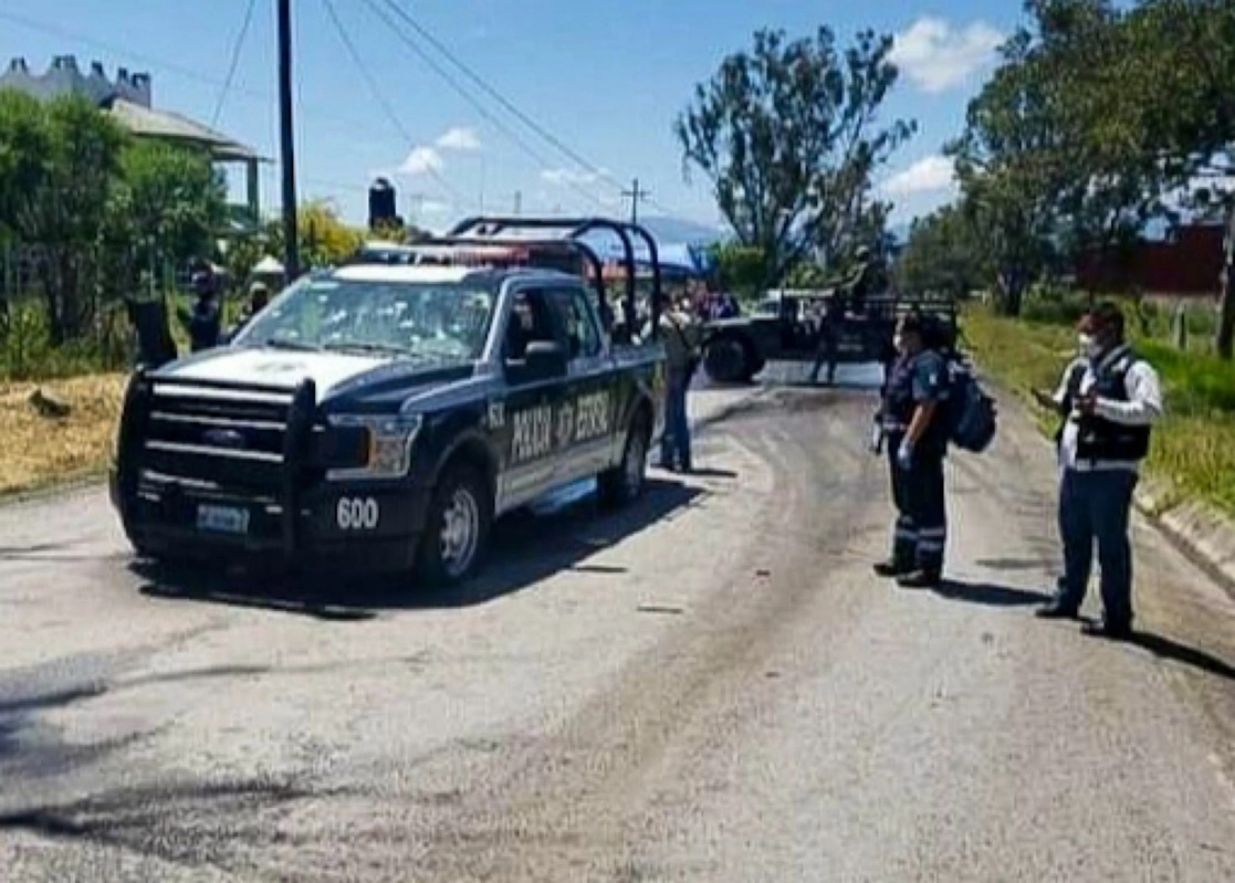 Policías investigando un crimen en Guerrero. Foto Cuartoscuro/ archivo