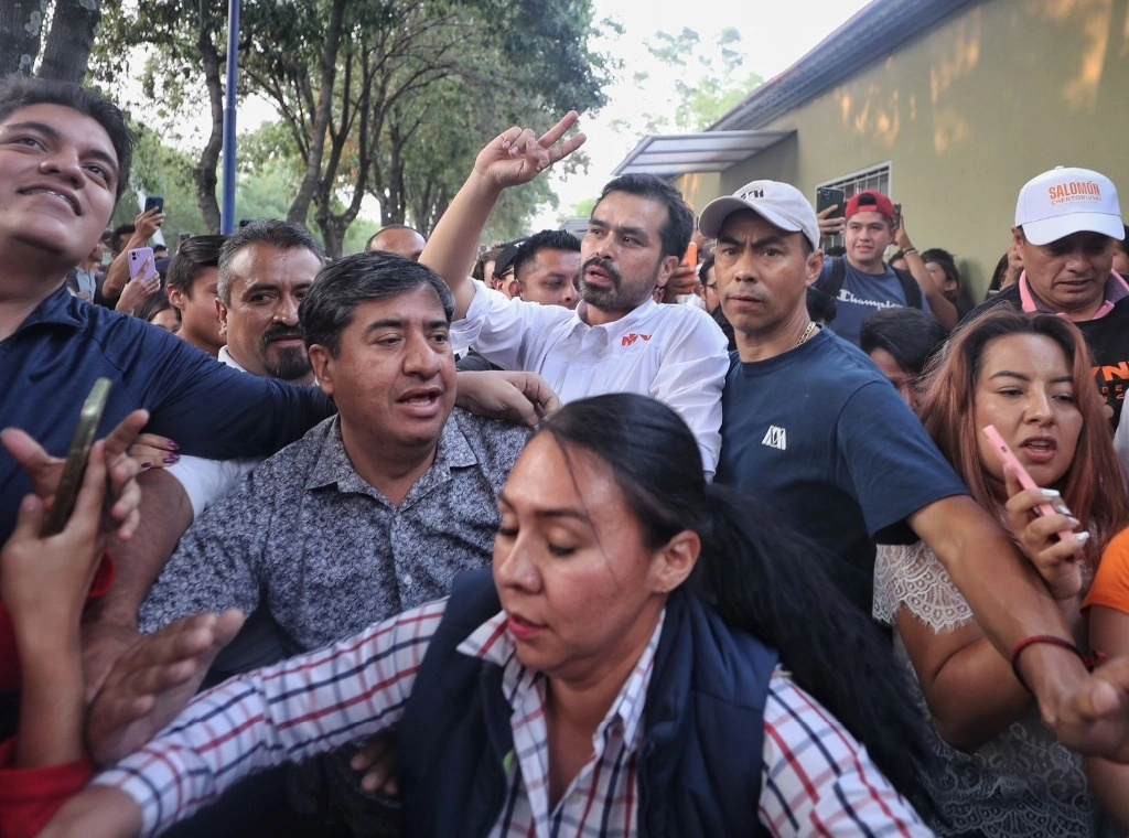 El candidato a la presidencia Jorge Álvarez Máynez durante el encuentro con universitarios de la UAM. Foto Marco Peláez