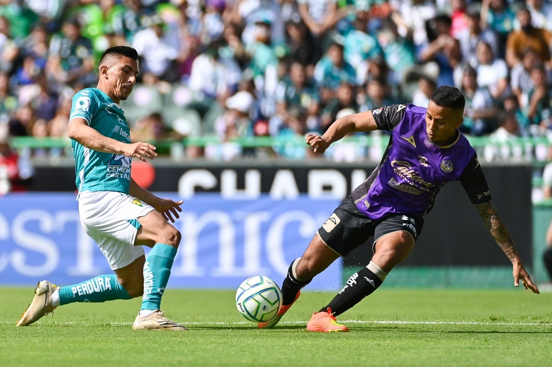 El equipo de León cayó por segunda vez consecutiva la perder 3-0 ante la escuadra de Mazatlán. Foto @clubleonfc