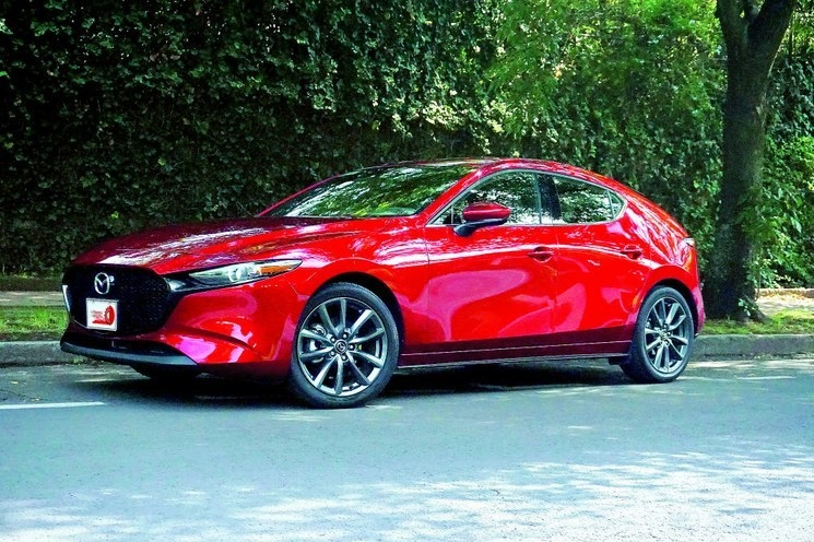 Mazda anunció la suspensión temporal de sus operaciones en sus factorías, incluida la que tiene en México. Foto Raúl Silva