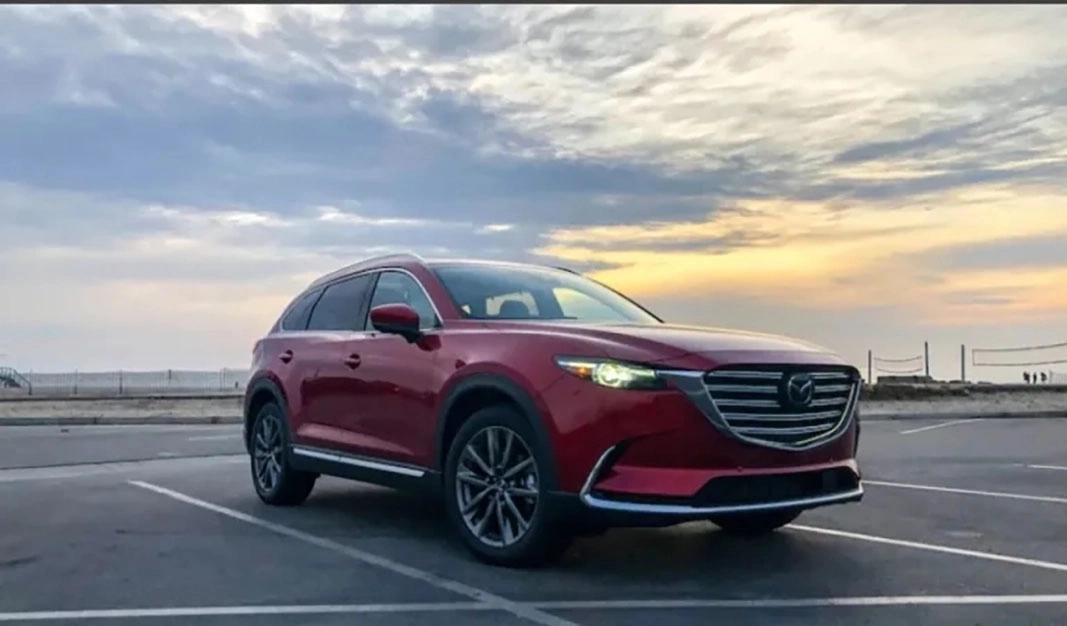 Este reconocimiento coloca a Mazda como la compañía automotriz mejor ubicada en esta prestigiosa clasificación.
Foto. Tiempo de Carrera.