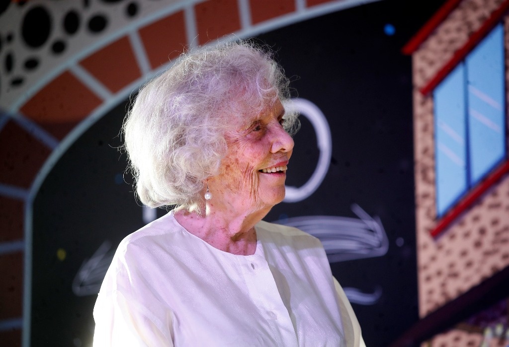 “I constructed myself with questions, lots of them very silly”: Poniatowska