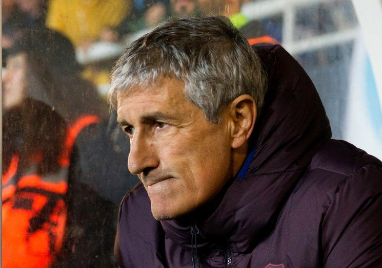 El técnico del Barcelona, Quique Setién. Foto Afp