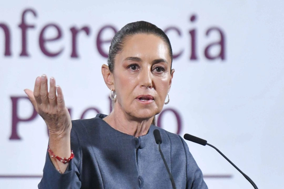 Claudia Sheinbaum, presidenta de México, durante su intervención en la conferencia matutina realizada en Palacio Nacional.