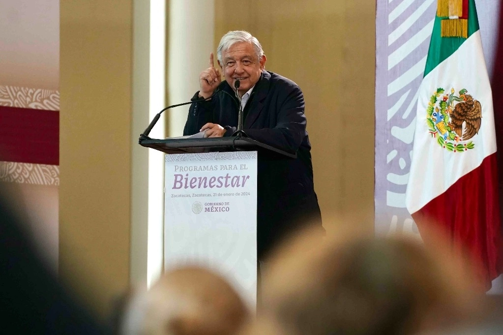 El presidente López Obrador ofreció un largo discurso en el Palacio de Convenciones de Zacatecas. Foto Presidencia