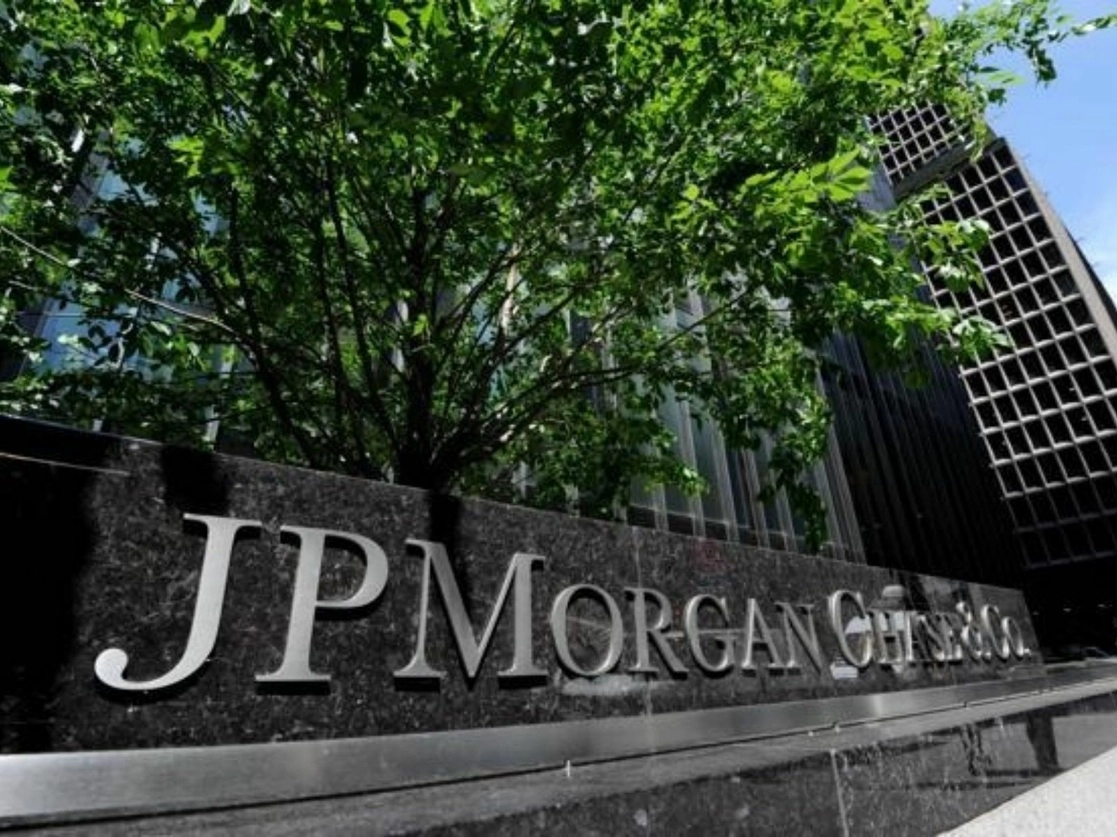 La investigación muestra cómo instituciones bancarias han tenido conocimiento y han permitido hacer transacciones con recursos ilícitos a diversas personas, por un monto que supera dos billones de dólares, incluidos 514 mil millones de JPMorgan. Foto Afp / Archivo 