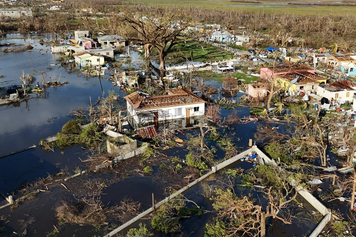 Vista aérea de Black River, Jamaica, después del paso del huracán 'Melissa', el 31 de octubre de 2025.